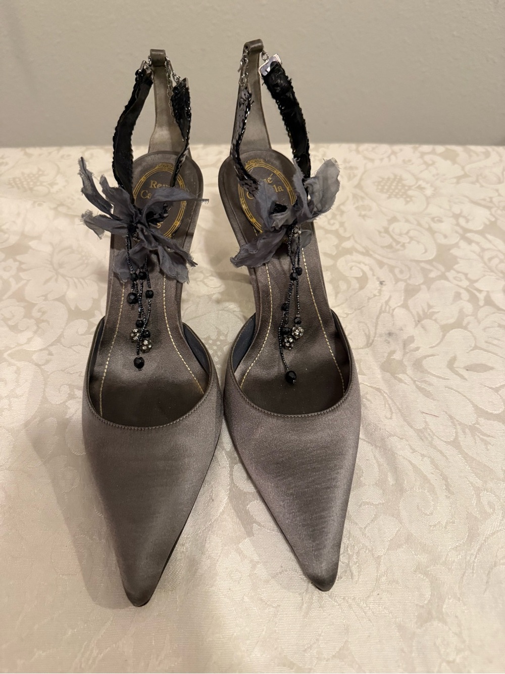 René Caovilla Satin Slingback Gray Taupe Beaded Floral Heels EU 38 Made in Italy - Picture 3 of 15
